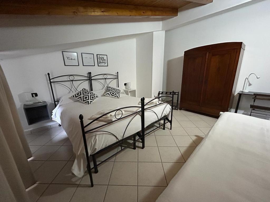 B&B Casa Letizia Trentinara Eksteriør billede